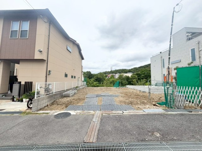 【前面道路含む現地写真】 | 高槻市塚原2丁目　売土地
