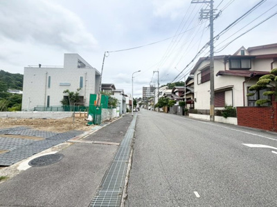 【前面道路含む現地写真】 | 高槻市塚原2丁目　売土地