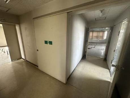 名古屋市1棟空きビル！延床935㎡ RC造4階建 新耐震の内装