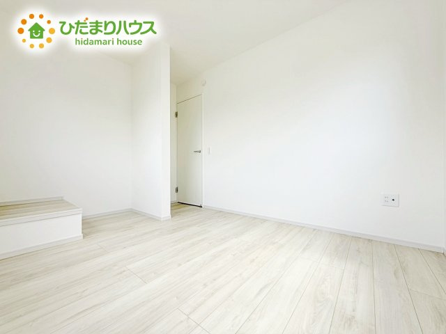 【洋室】 | ひたちなか市足崎3期　新築戸建　3号棟 | ご家族様一人ひとりの大切なプライベート空間。シンプルなデザインなので、趣味・感性で個性的に飾ることができます♪
