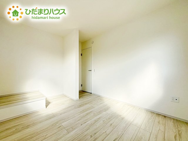 【洋室】 | ひたちなか市足崎3期　新築戸建　3号棟 | ご家族様一人ひとりの大切なプライベート空間。シンプルなデザインなので、趣味・感性で個性的に飾ることができます♪