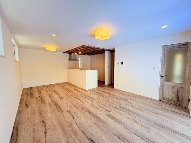 【限定1棟】西原町小那覇新築戸建ての居間・リビング