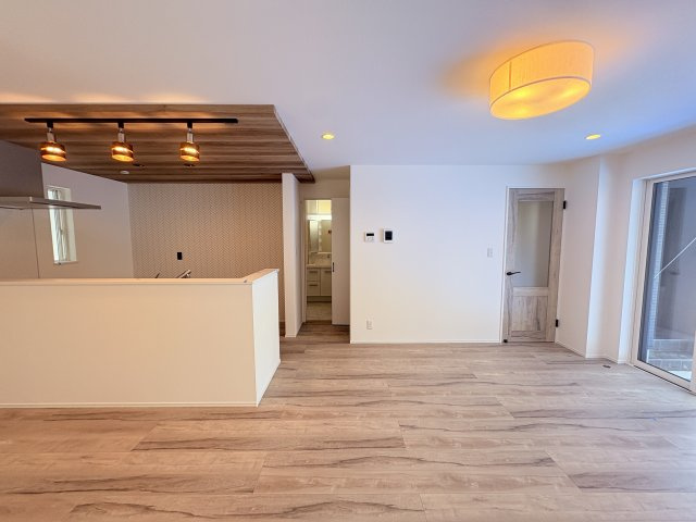【限定1棟】西原町小那覇新築戸建ての居間・リビング