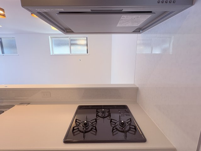【限定1棟】西原町小那覇新築戸建てのキッチン