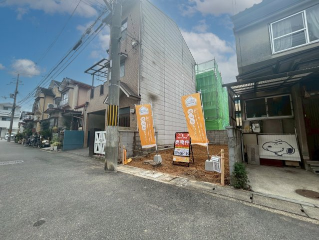 横大路下三栖山殿の外観