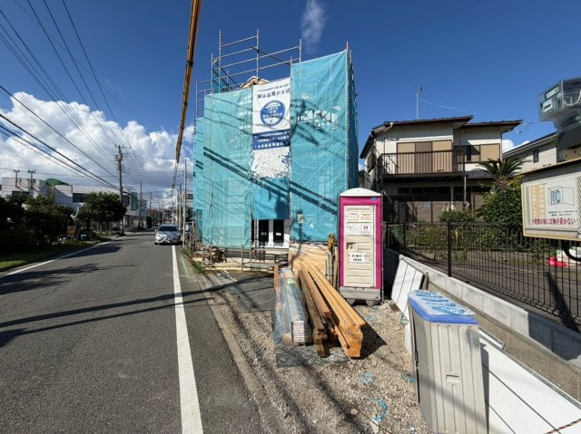 【前面道路含む現地写真】 | 藤沢市羽鳥3丁目 新築戸建 全1棟