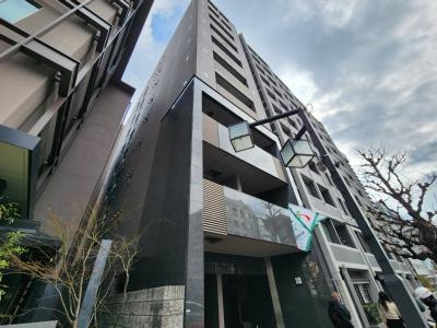 トゥニール河原町の外観