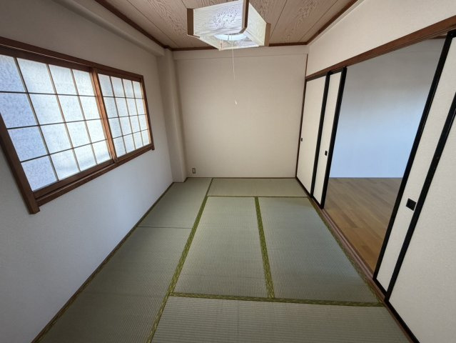 想定年間賃料501.6万円　想定利回り12.54％　RCの和室|205号