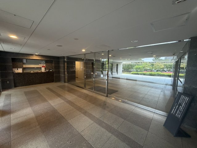 ブルージュ東大島のエントランス|安心のオートロック