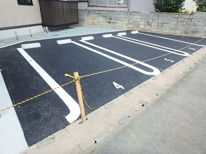 Ｄ-ｒｏｏｍ Ⅰの駐車場
