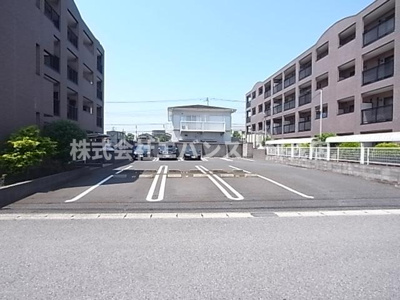 【駐車場】 | ラッキーベル鈴幸Ｂ