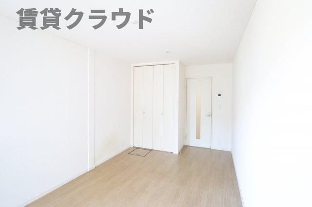 コンフォール蘇我の居間・リビング|使いやすい居間です