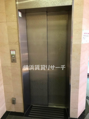  | グリフィン横浜・グランステージ