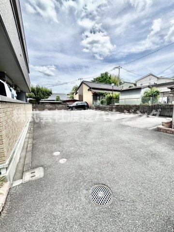 フォンテーヌブローの駐車場