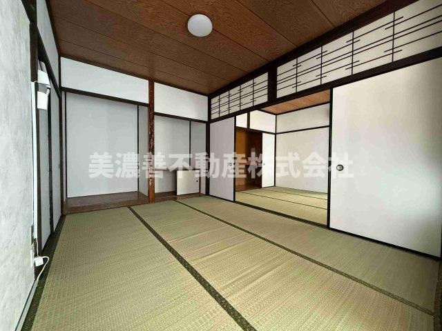 ６７０１５　岐阜市石谷中古戸建ての和室