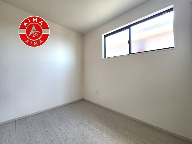 福岡市東区美和台5丁目第9-2棟（1号棟）の子供部屋|穏やかな光が差し込む室内には、穏やかな時間が流れます。