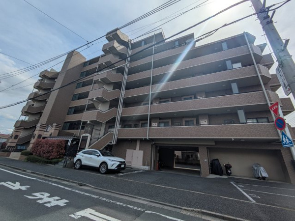 ライオンズガーデン梅島の画像