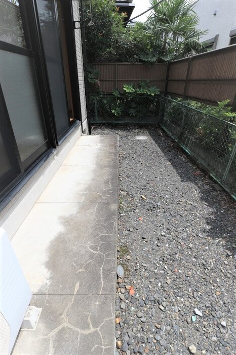 ハイム寿々の庭|簡単な家庭菜園も楽しめるお庭です