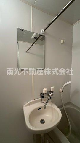 アンプルール フェール 寿の洗面所
