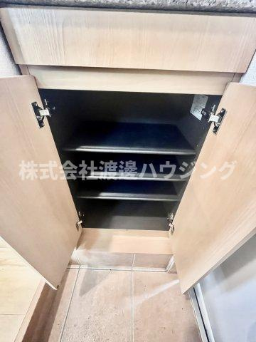 セイバリースクエア Aの収納