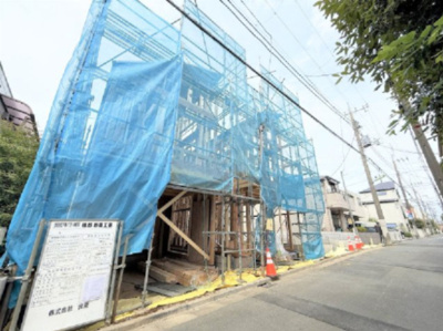 【外観】 | 【仲介手数料４４０万円が無料！！】■学芸大学駅１５分■三軒茶屋駅１５分■南道路■ＬＤＫ２２帖 | 諸費用440万円が無料！
特別キャンペーン中！
日本一の家計応援に挑戦中！
■学芸大学駅１５分
■三軒茶屋駅１５分
■南道路
■２２帖超のＬＤＫ
■リビングの天井吹き抜け
■モデルハウス内覧可
