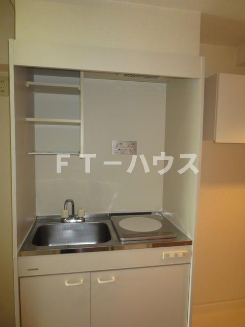コンフォール原木のキッチン