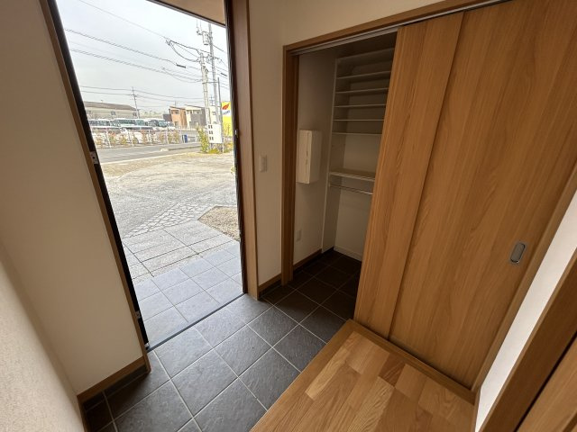 美の浜サトヤマの玄関