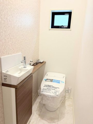 【トイレ】 | 【仲介手数料４４０万円が無料！！】■学芸大学駅１５分■三軒茶屋駅１５分■南道路■ＬＤＫ２２帖