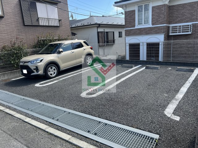 ヴェニーテヴェニーテ1の駐車場
