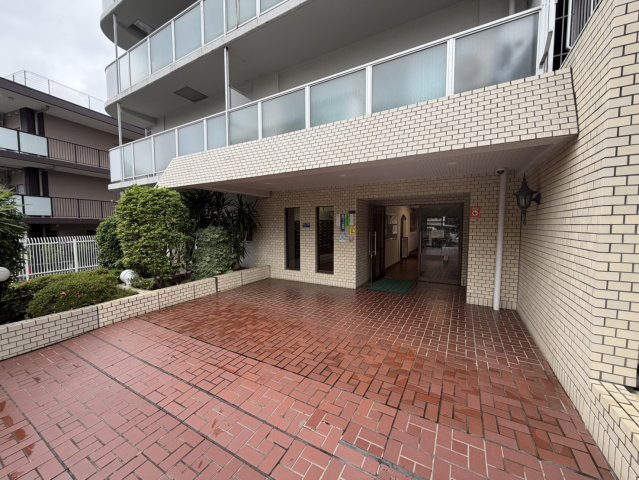 ニューライフマンション木場のエントランス|エントランス前からのアプローチ