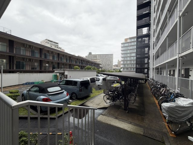 ニューライフマンション木場の駐車場|敷地内駐車場・駐輪場