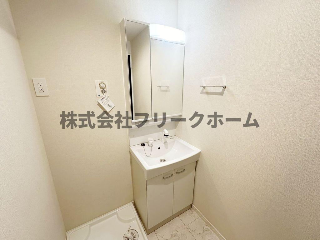 武蔵野市西久保１丁目の賃貸マンションの洗面所
