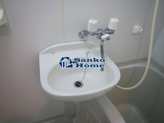 中央区日本橋堀留町２丁目の賃貸マンションの洗面所