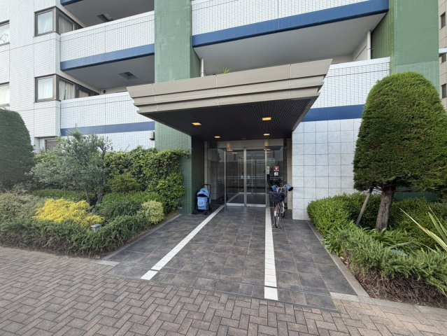 レクセルプラザ東陽町　表層　済みのエントランス