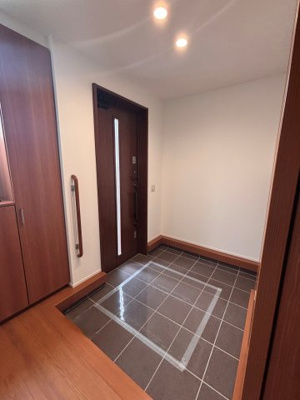【玄関】 | 藤沢市辻堂東海岸2丁目 中古戸建 全1棟
