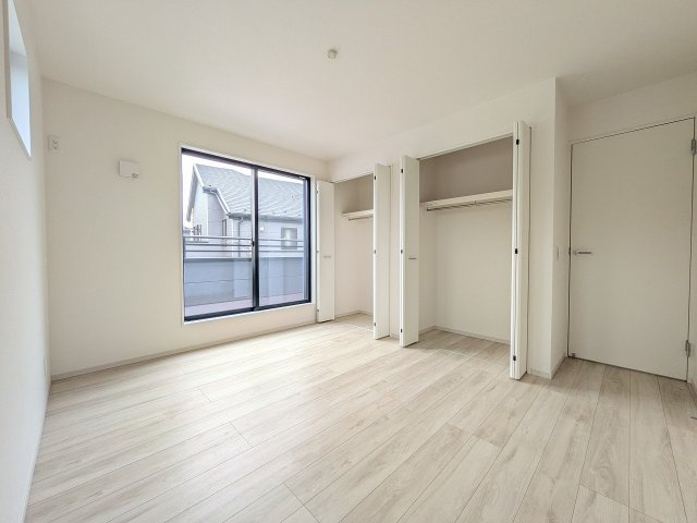 八王子市　小比企町　新築一戸建て　１期の収納|～収納力の高いクローゼット完備～