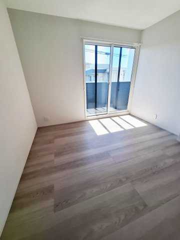 上甲子園廣和レジデンスの洋室