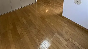 ＦＷビルの居間・リビング