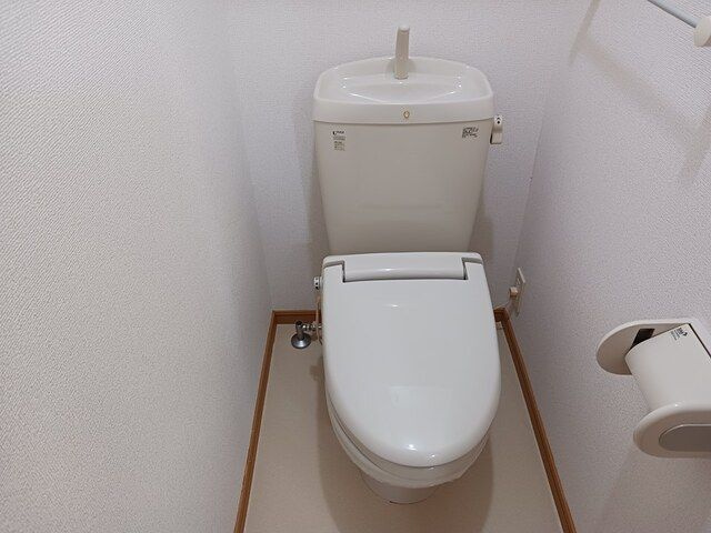 モダレイトのトイレ|落ち着いた色調のトイレです