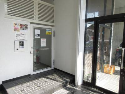 デトムワン四条大宮のエントランス