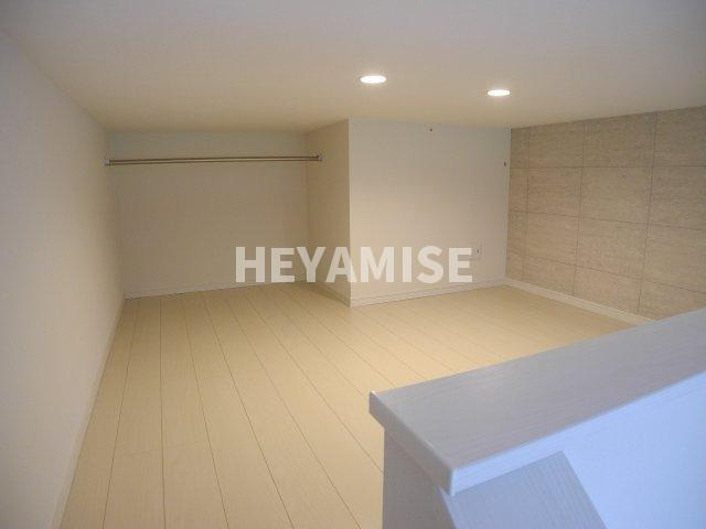 MODERN PALAZZO西栄田SunnyHillの内装|ロフト　※高さ約120cm