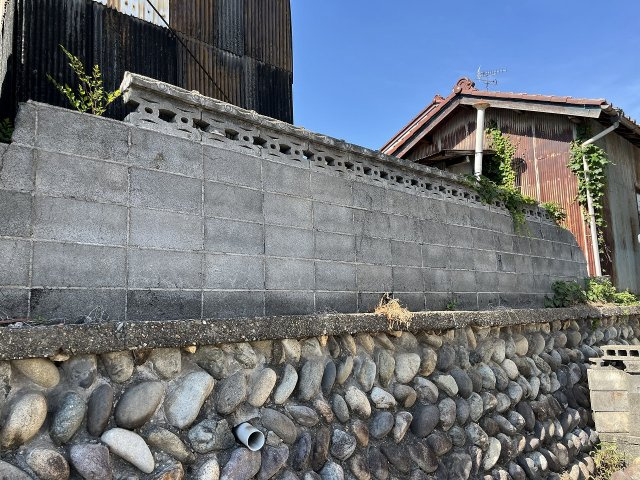 土地　野一色8丁目のその他|南側の玉石積