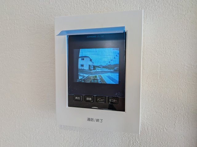 八王子市　小比企町　新築一戸建て　１期のセキュリティ|～TVモニター付インターホン　訪問者の確認に便利です～