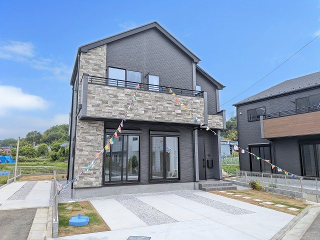 八王子市　小比企町　新築一戸建て　１期の外観|～山田駅徒歩13分　ZEH水準の省エネ住宅　全棟2台駐車可能カースペース付き～