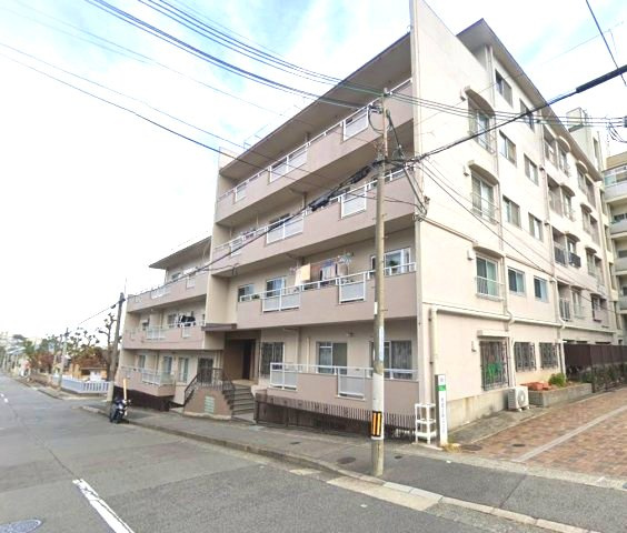 ハローマンション本山の外観