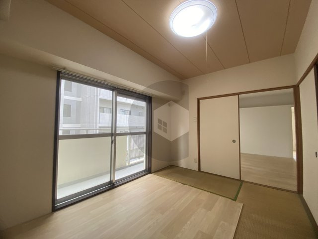 イーストマンションの和室