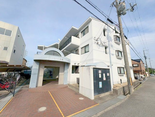 ファミール安倉