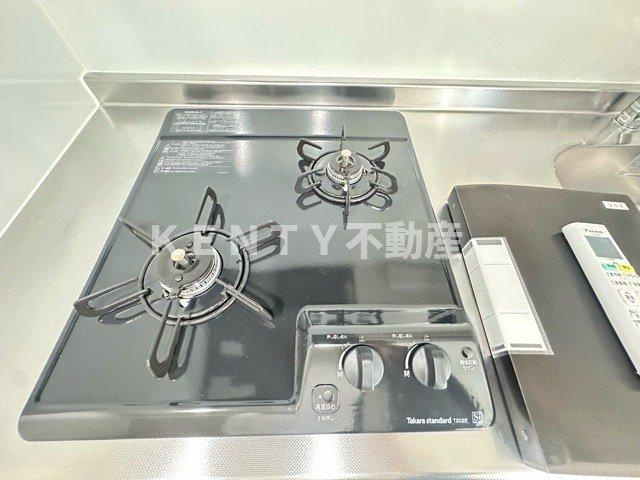 【キッチン】 | LUORE千鳥町 | コンパクトなキッチンで掃除もラクラク