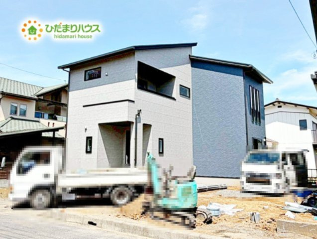 【外観】 | 水戸市千波町Ⅲ　新築戸建　1号棟 | 明るい光が差し込む開放感あふれる住まいです。