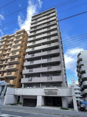 アーバンコート舟入本町の外観